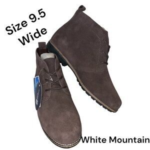 NWT White Mountain Auburn suede booties size 9.5 wide width women’s